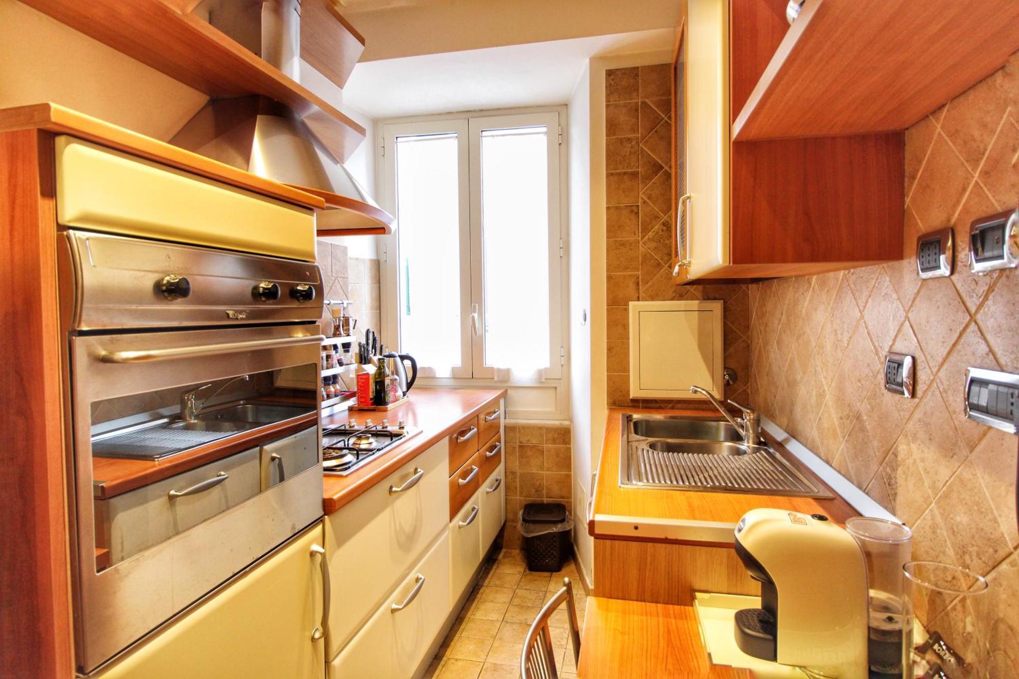 Large And Charming Apartment In Trastevere By Yourhost ローマ エクステリア 写真